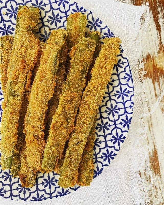 ميلانو ، شارد ، إمباناداس ، غداء ، سيقان