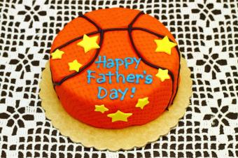 https://cf.ltkcdn.net/cake-decorating/images/slide/112765-849x565-fathersday1.jpg