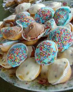 الجميع يحب الكب كيك