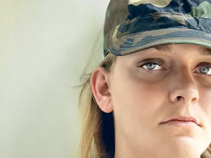 التعامل مع الهالات السوداء تحت العيون