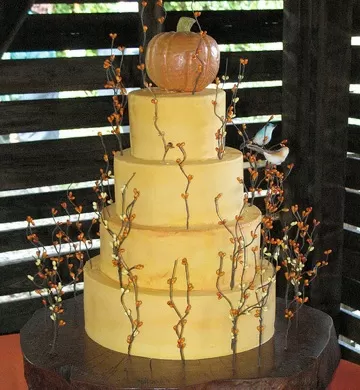 حصاد كعكة الزفاف