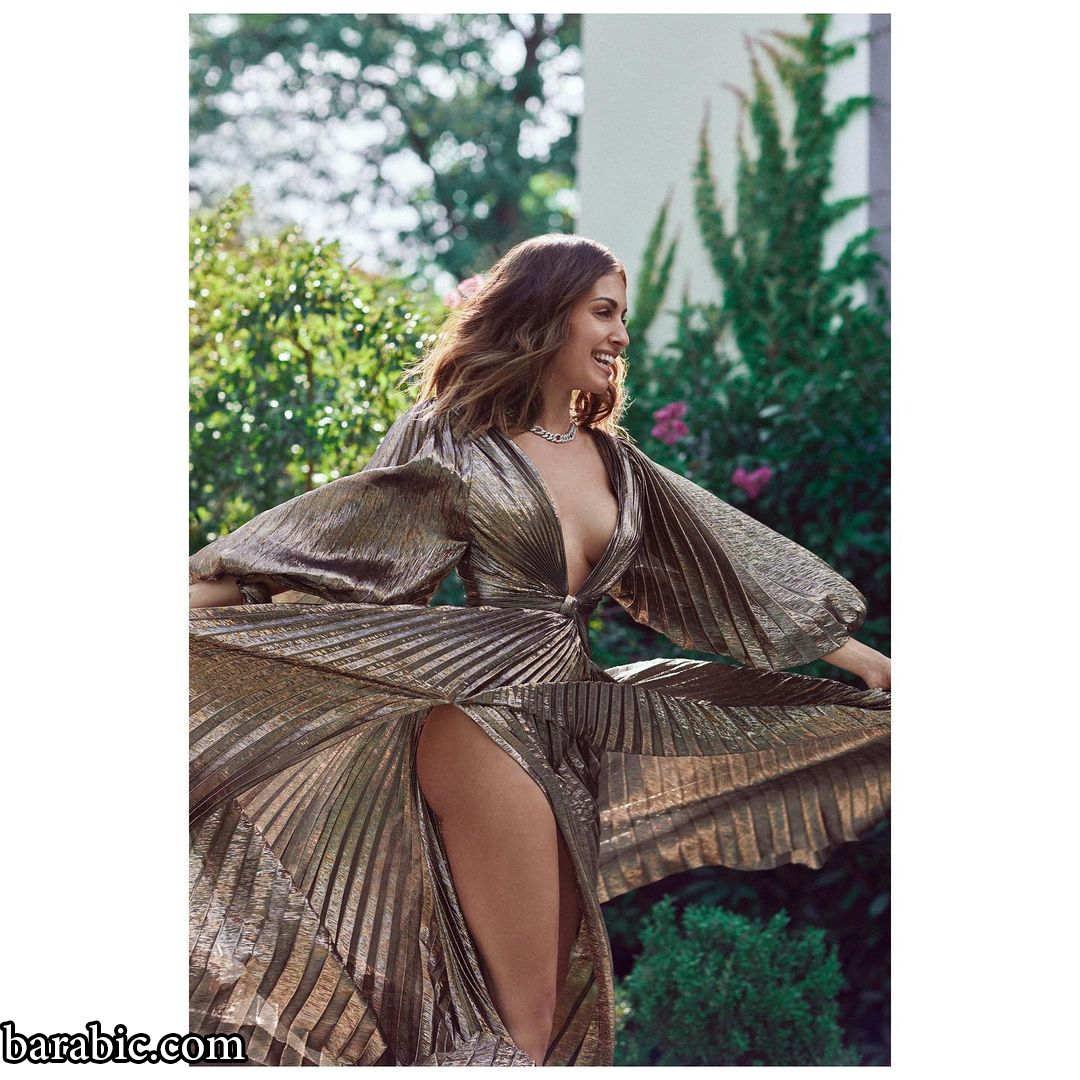 هلا أخيرة قبل واجبات المومياء؟ – عبر انستغرام