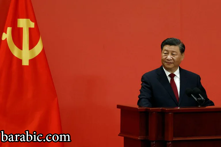 الرئيس الصيني شي جين بينغ يلتقي بوسائل الإعلام عقب المؤتمر الوطني ال20 للحزب الشيوعي الصيني، في قاعة الشعب الكبرى في بكين، الصين، في 23 أكتوبر 2022. رويترز/تينغشو وانغ/ملف