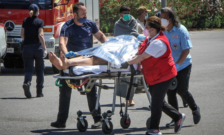 مقتل عشرات الأشخاص وفقدان الكثيرين بعد انقلاب قارب قبالة سواحل اليونان