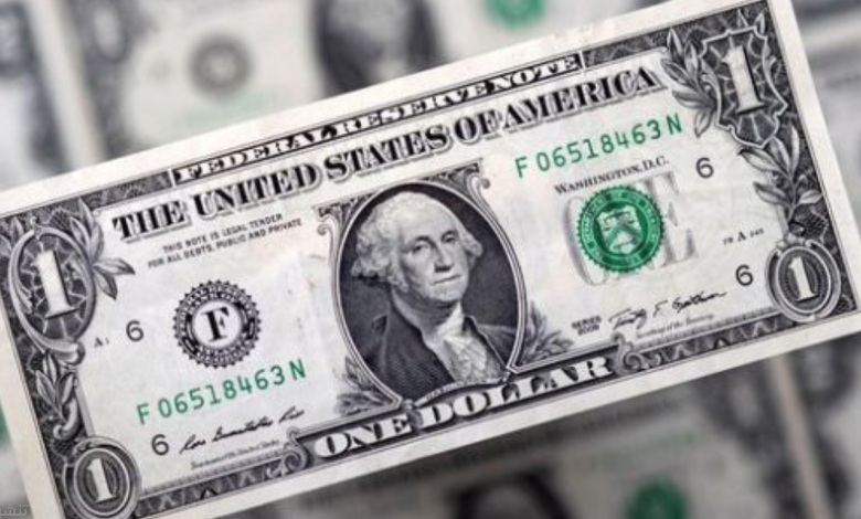 لماذا الدولار عملة عالمية