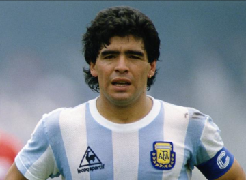 دييغو مارادونا