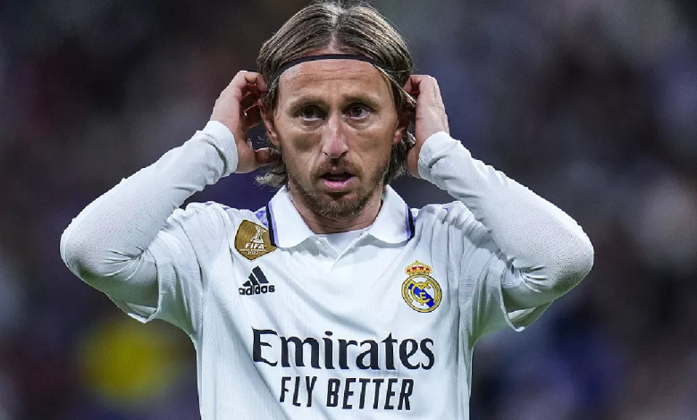 السيرة الذاتية لوكا مودريتش معلومات وتاريخ