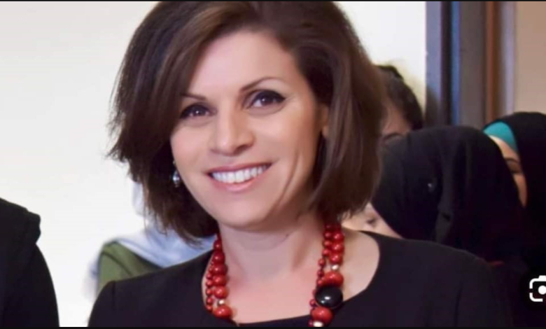 مصرع دكتور دالية فضيلي (50 عامًا) إثر تعرضها للغرق في شاطئ هشارون في هرتسليا