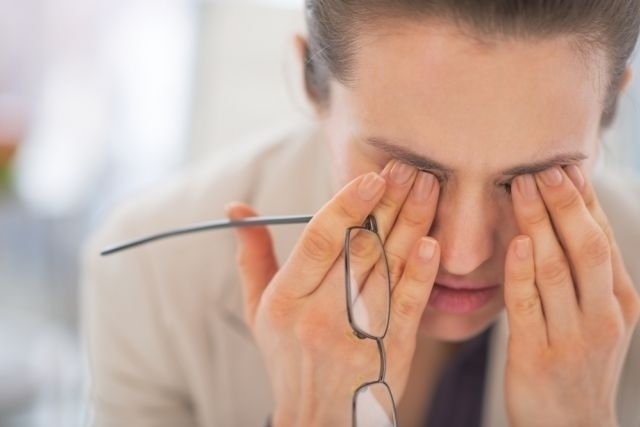 فهم لماذا يمكن للقلق زيادة الوزن فهم لماذا يمكن للقلق زيادة الوزن